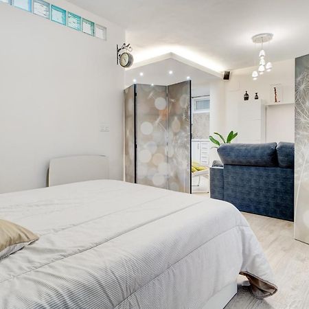 Precioso Apartamento Cercano Al Mar, Parking, 4 Pax Хондарибия Екстериор снимка