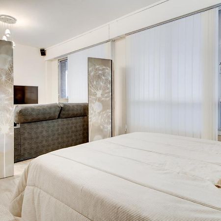 Precioso Apartamento Cercano Al Mar, Parking, 4 Pax Хондарибия Екстериор снимка