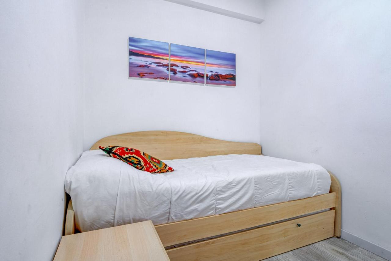 Precioso Apartamento Cercano Al Mar, Parking, 4 Pax Хондарибия Екстериор снимка