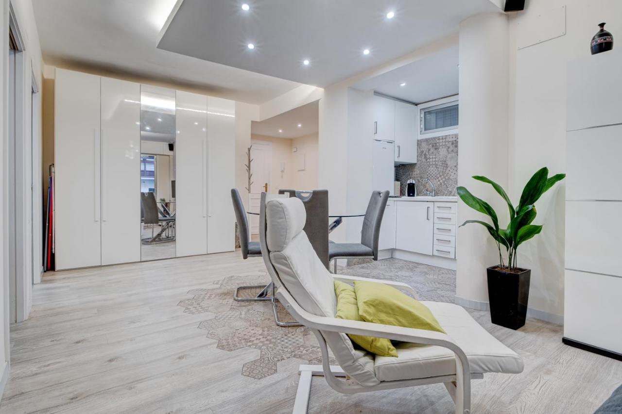 Precioso Apartamento Cercano Al Mar, Parking, 4 Pax Хондарибия Екстериор снимка