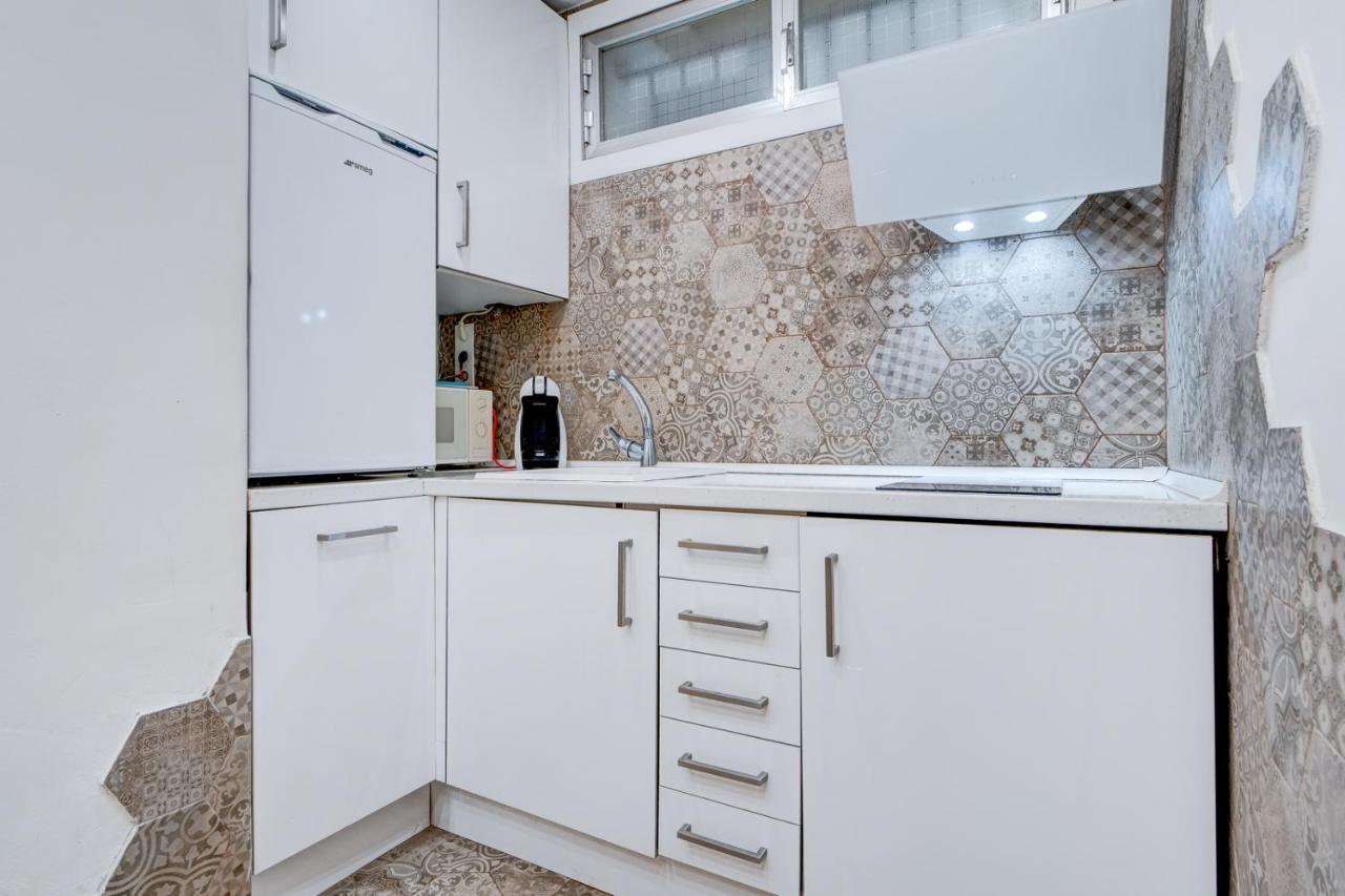 Precioso Apartamento Cercano Al Mar, Parking, 4 Pax Хондарибия Екстериор снимка